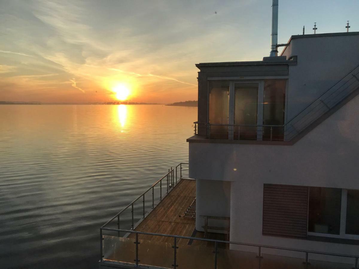 Hausboot Harmonie Hotel Bitterfeld-Wolfen Exterior foto
